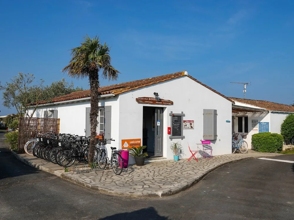Camping Les Perouses