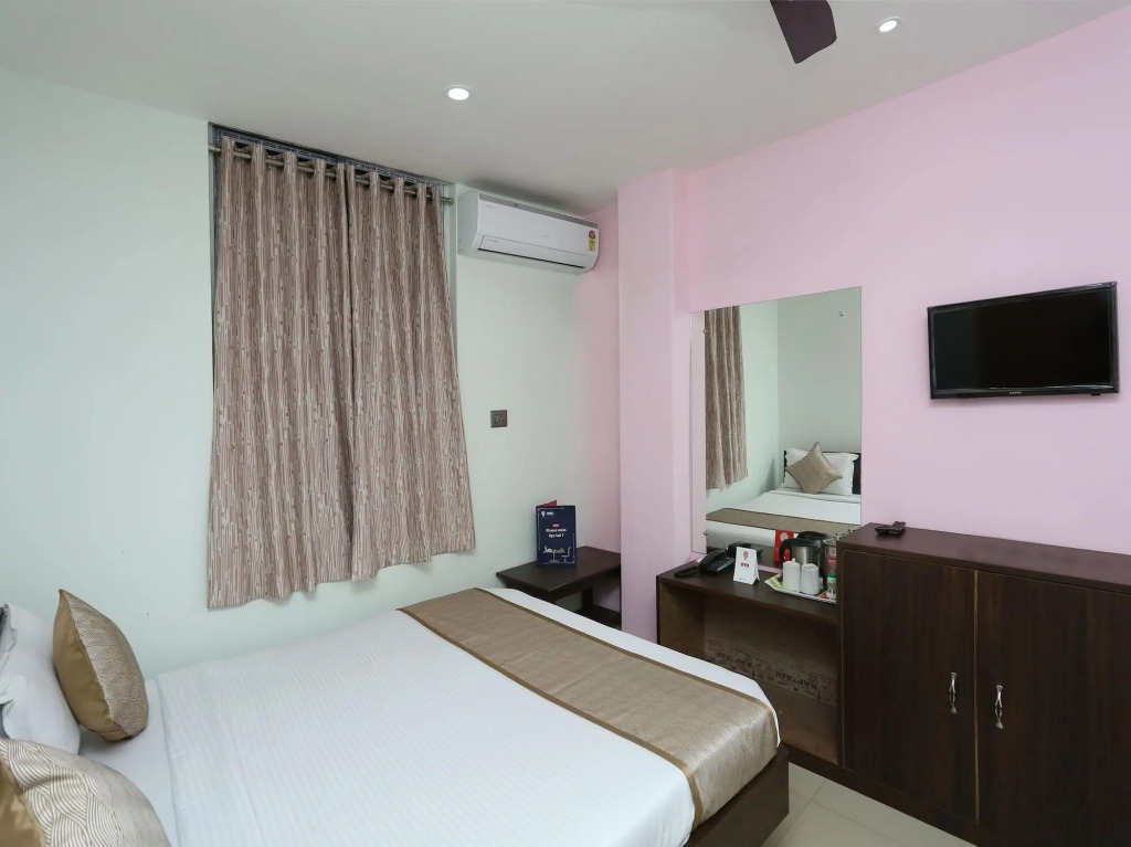 OYO 13265 Aashray Guest House