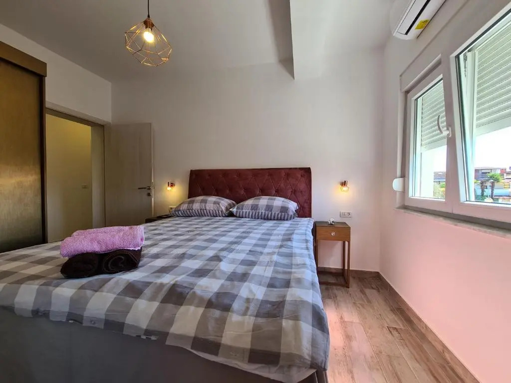 House Plavi 2130
