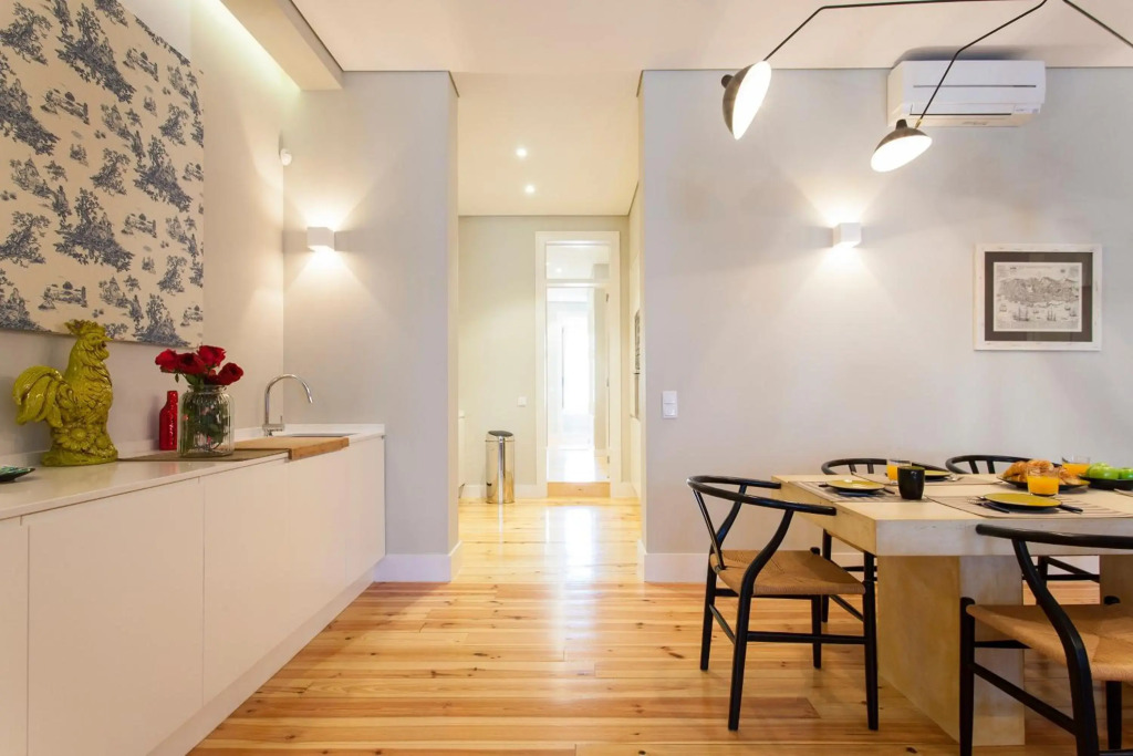 ALTIDO Deluxe 3BR Apt with workspace by Figueira Sq and Rossio subway
