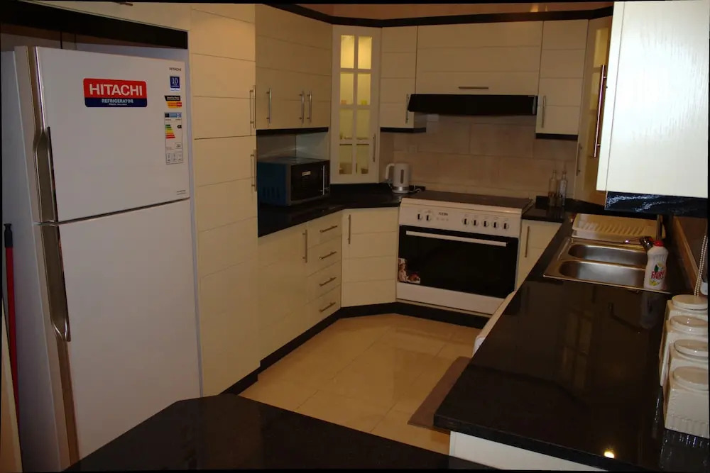 Modern & Hillview Terrace