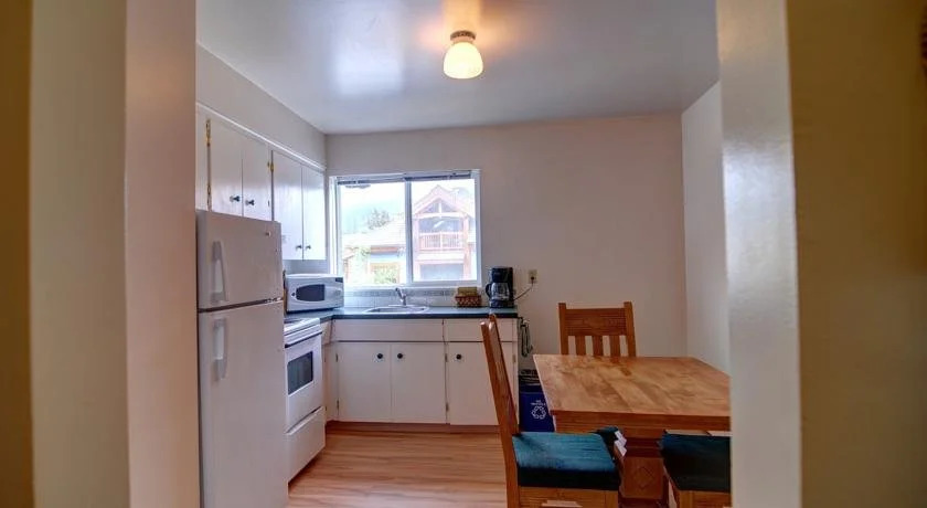 Rundle Manor Apartment Hotel