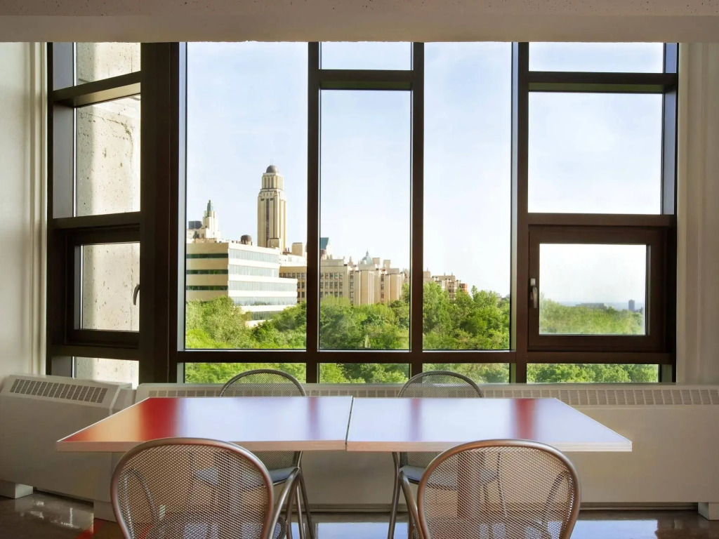 ZUM MTL Auberge dété - Université de Montréal