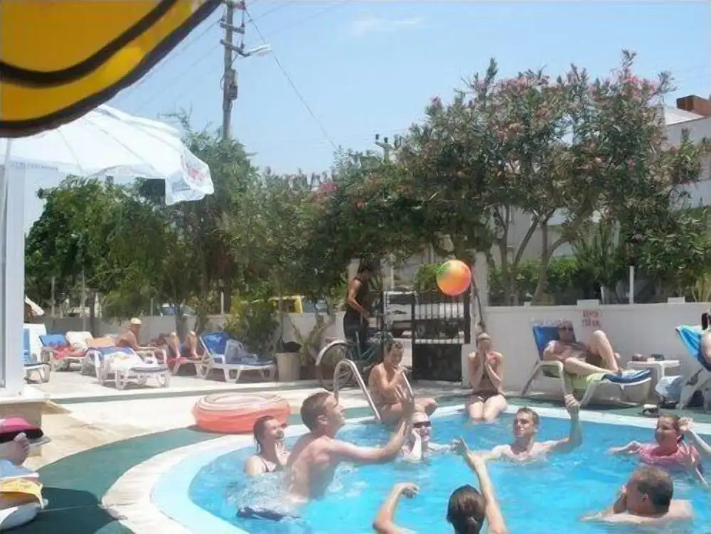 Ekin Hotel