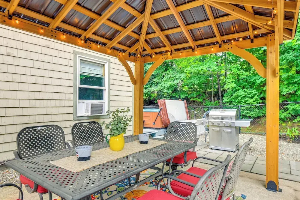 Walk to Water: Lake Winnipesaukee Home w/ Hot Tub
