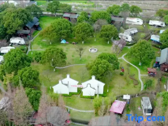 Zhonghang Aiyouke Fengjing RV Camp
