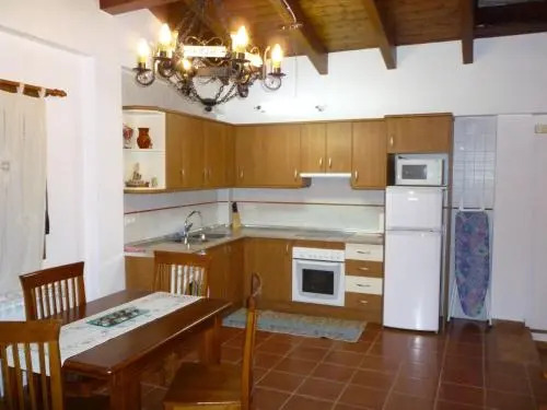 Apartamentos El Pajar Alcala de la Selva