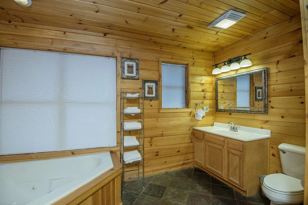 Homespun Hospitality by Heritage Cabin Rentals
