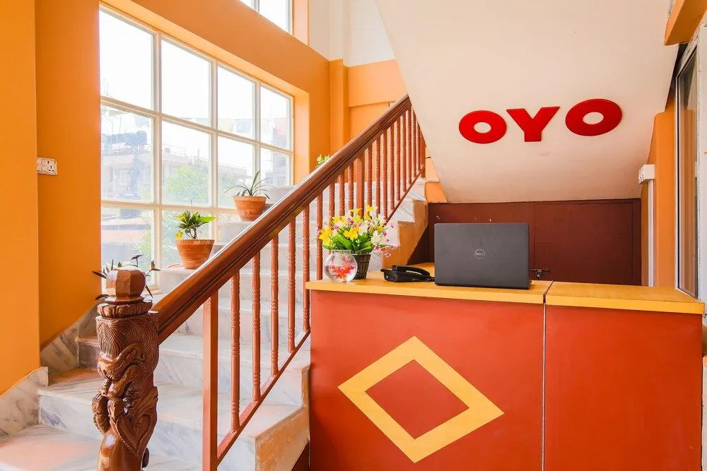Oyo 382 Hotel Dela Mount