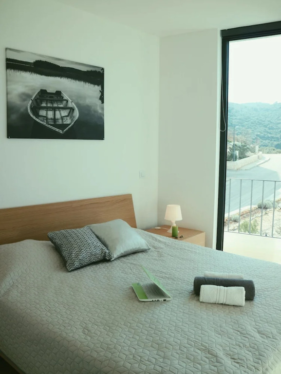 White Cloud Apartments