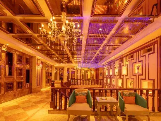 Joy Wanjia Hotel (Wuyi Mould City Jiayuan Plaza)