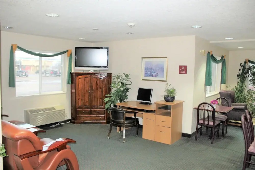Cumberland Inn and Suites