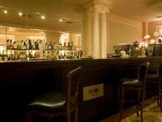 Comer Ionian Palace