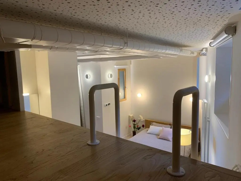 Olivo Apartment by Pris