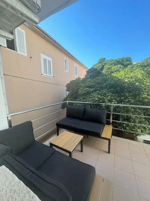 Two-bedroom House Lara Denona