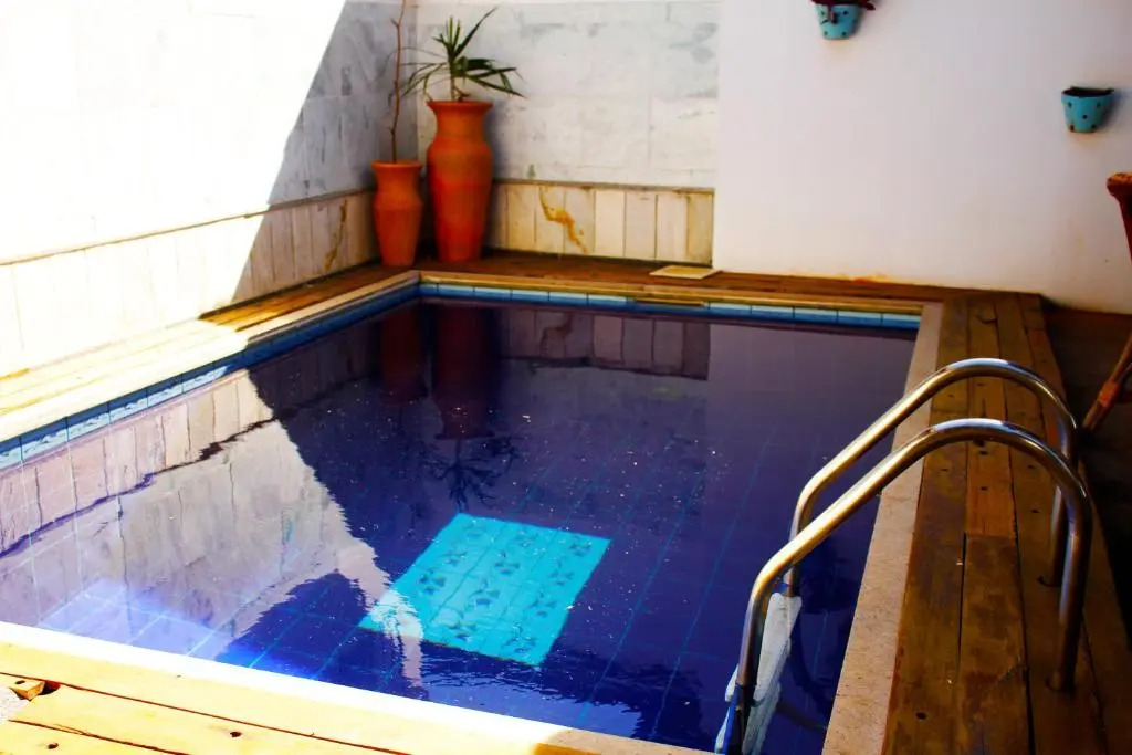 Flat com mini kitchen- Aldeia de Perocão Guarapari - Passeio de barco, Caiaque, SUP e Trilhas