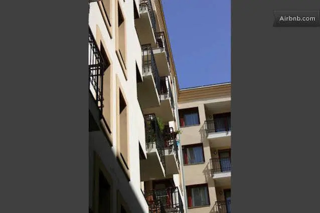 Mr Kings Flat