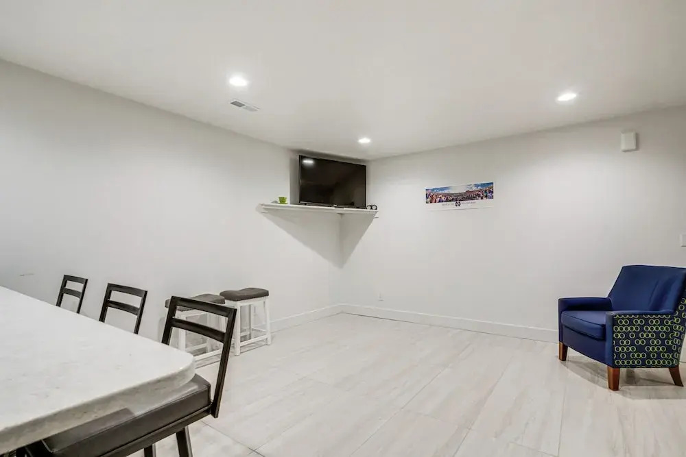 Convenient North Bend Apt: Half-mi to Notre Dame!