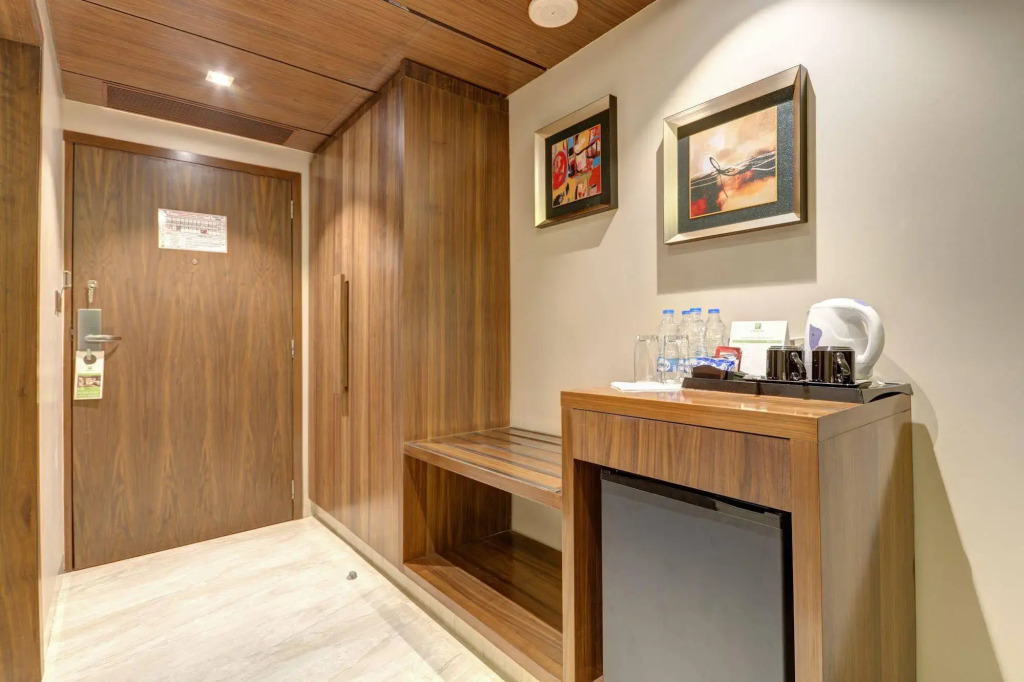 Holiday Inn Kolkata Airport by IHG