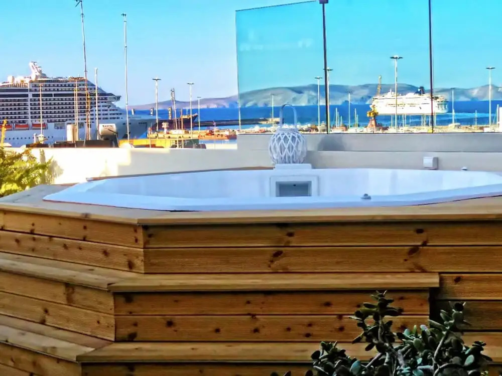 Luxury Sea View Penthouse with Hot Tub
