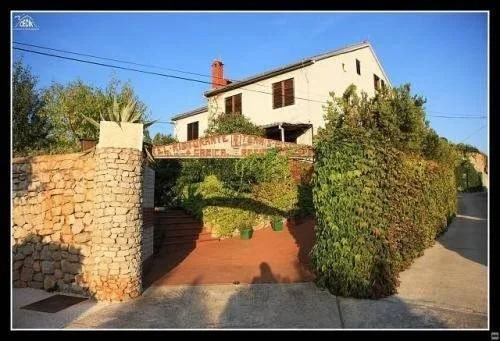 Grbica Residence