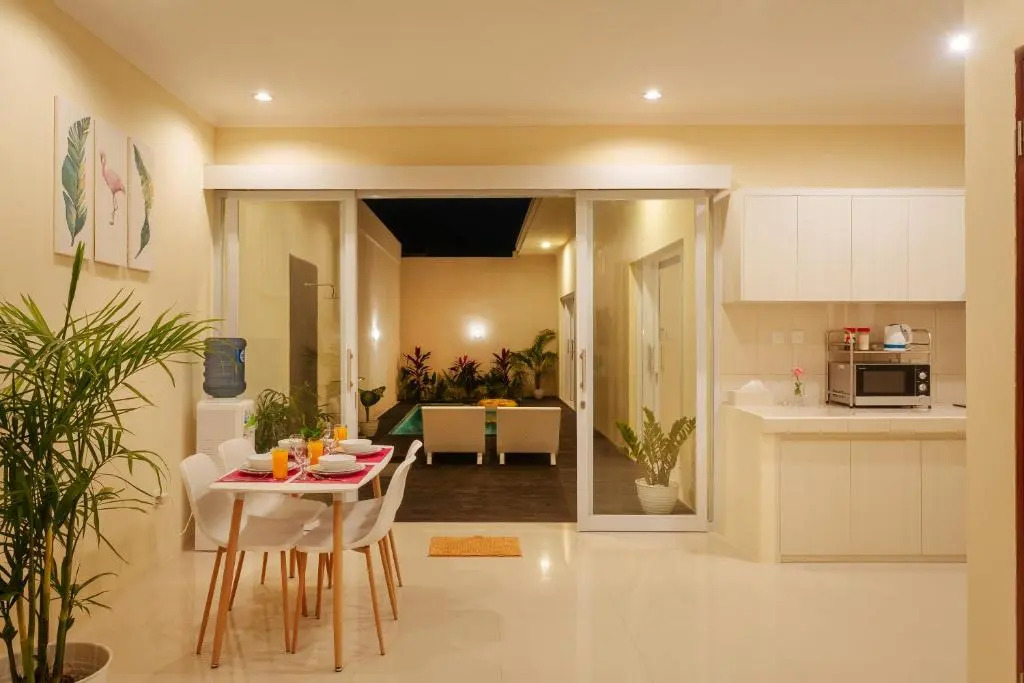 Villa Julie & Villa Sydney, Seminyak - 2 Bedroom Modern Pool Villas