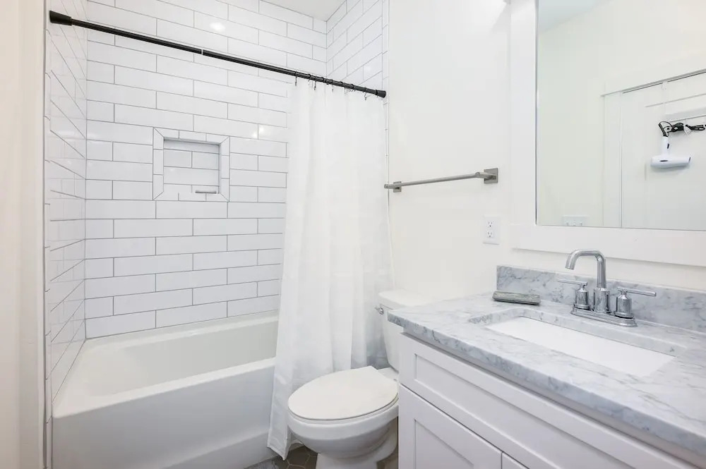 New Listing! Brand-new Hillsboro Ge Townhome 3 Bedroom Condo