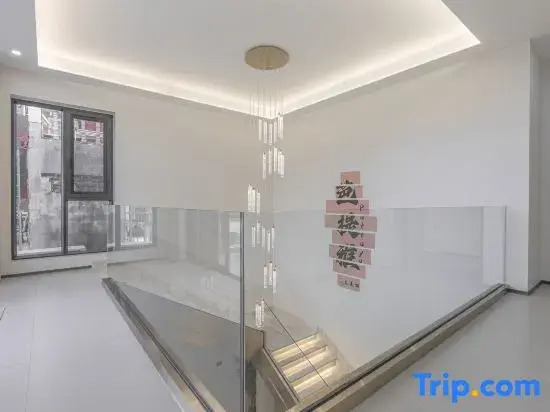 T M L-Urban 4 Bedroom-Independent Swimming Pool and Ktv