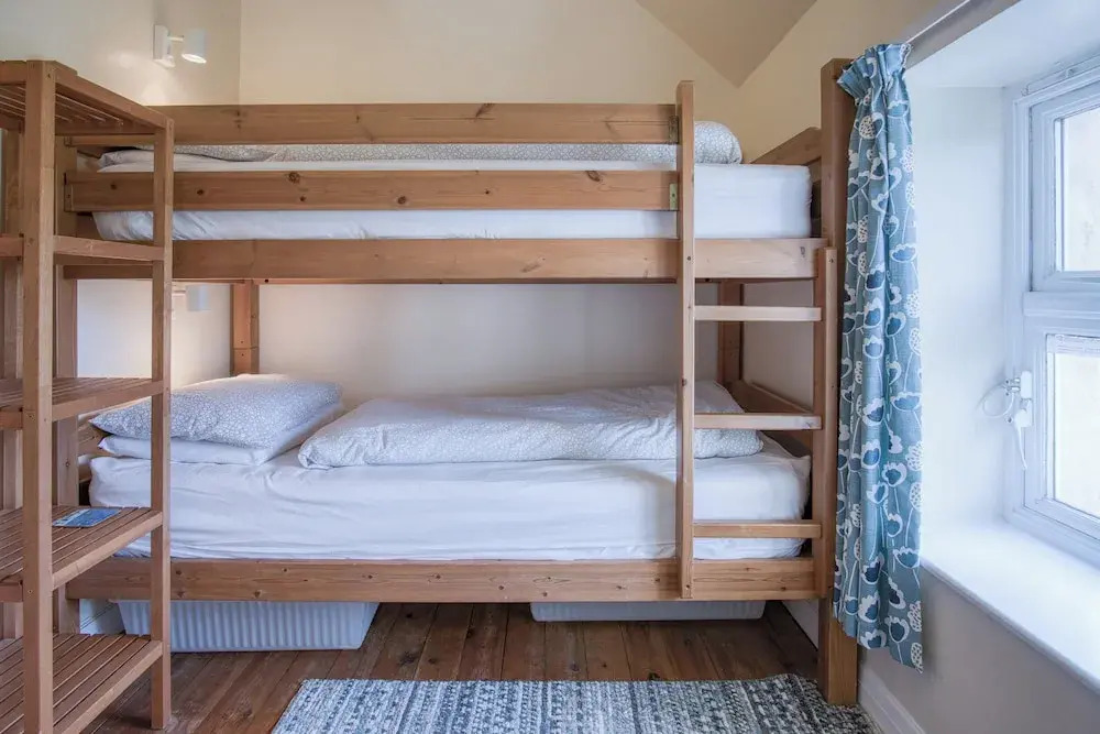 Bunk House - 4 Bedroom - Llangennith