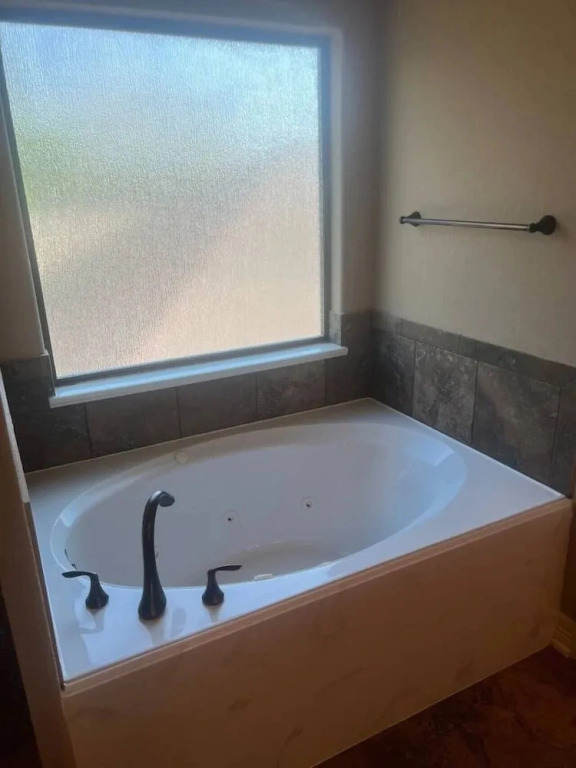641 4 Bedrooms Luxurious Baths Open Living