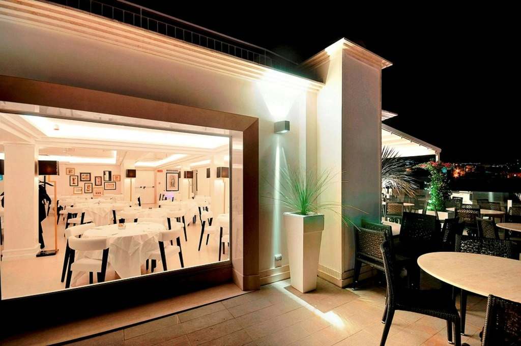 Doubletree by Hilton Naples Oriente