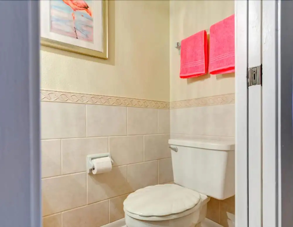Surfside Six E - Two Bedroom Condo