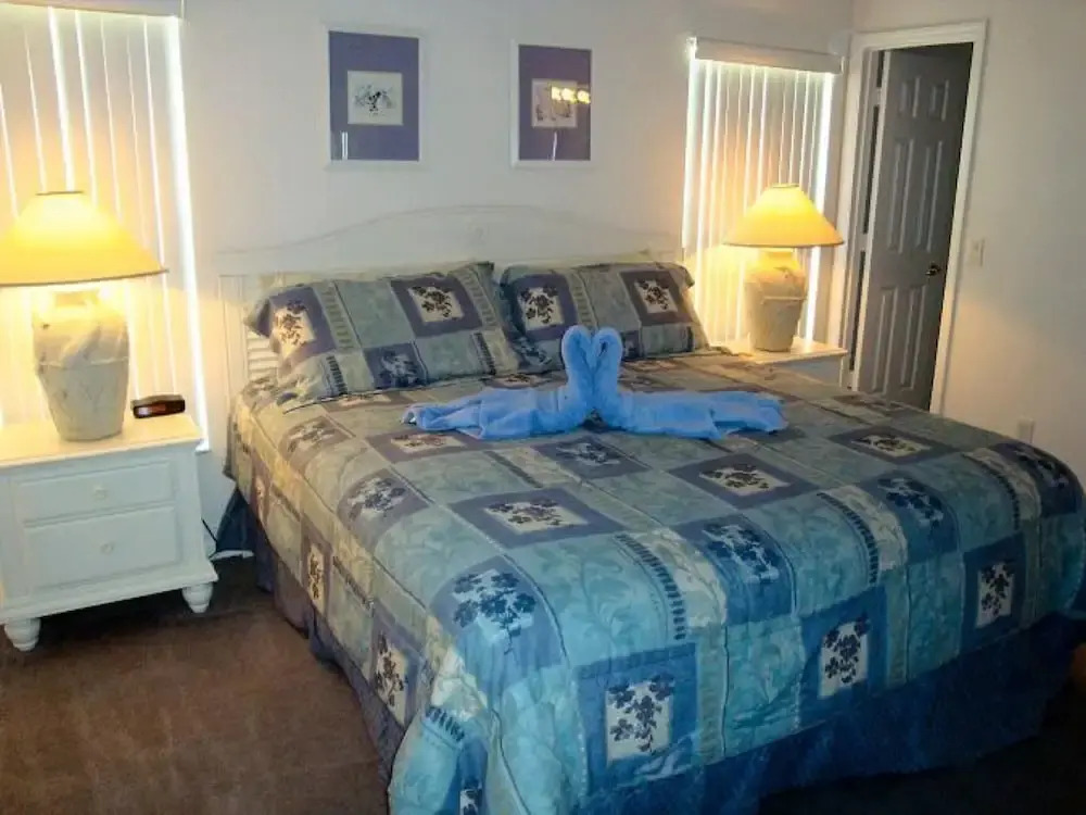 4BR 3BA Home in Indian Creek by CV-2673