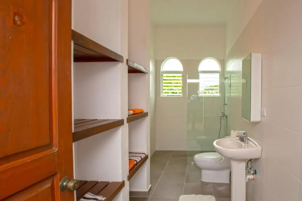 Playa Laguna 65 5 bedroom Villa