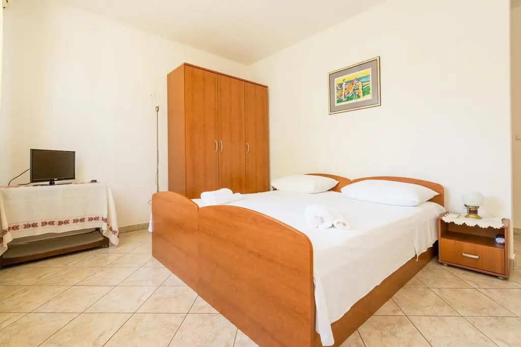 Guesthouse Ava