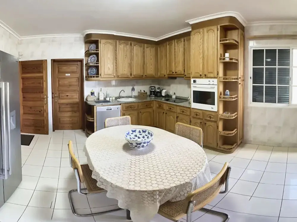 Quinta Martin Modern Retreat