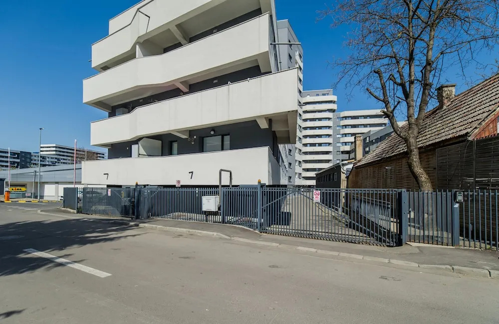 Mountain View Apartment