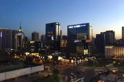Xi'an Beilin·Small Goose Tower· Locals Apartment 00152240