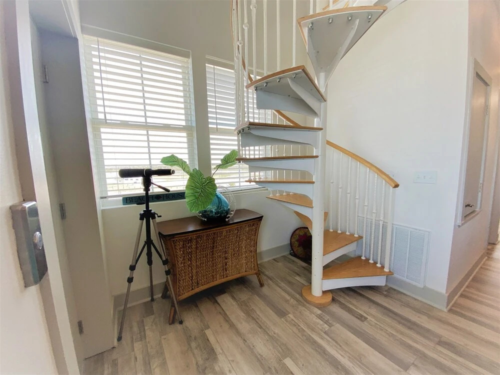 Marina's Edge 3 Bedroom Townhouse by Redawning