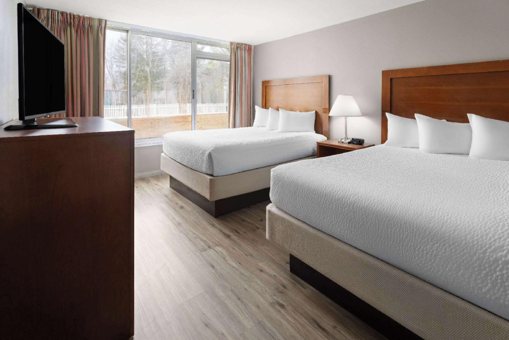 Holiday Inn Ellsworth