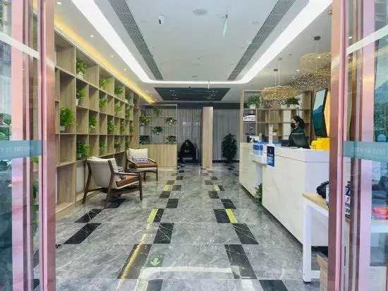 TRUE GO Hotel X (Beijing Chaoyang High-Speed Railway Station  Yaojiayuan Subway Station)