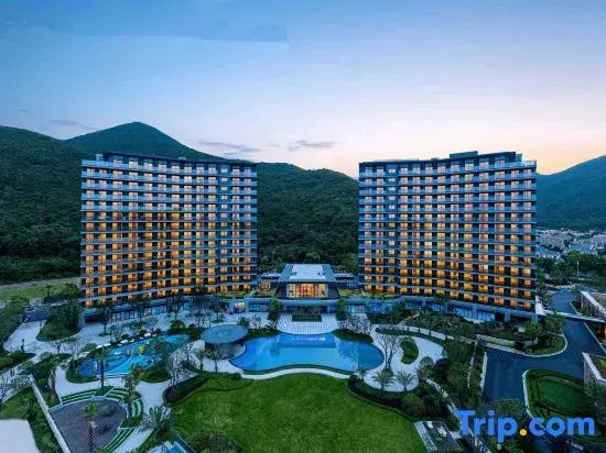 Xiangshan qicai wan Hotel (Songlan Mountain Scenic Area)