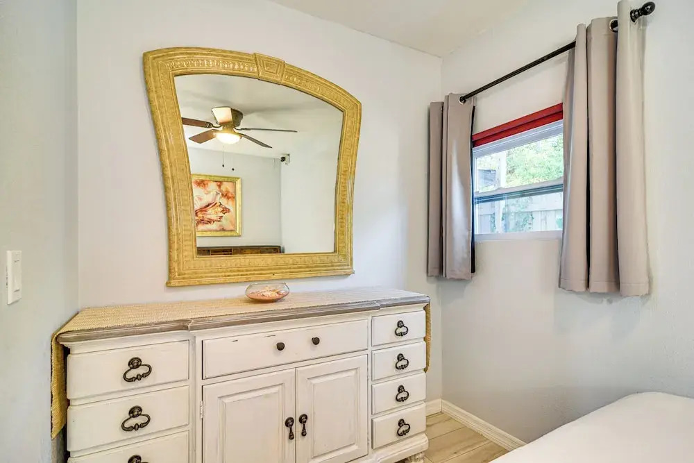 1 Mi to Downtown: Clearwater Apt w/ Private Patio!