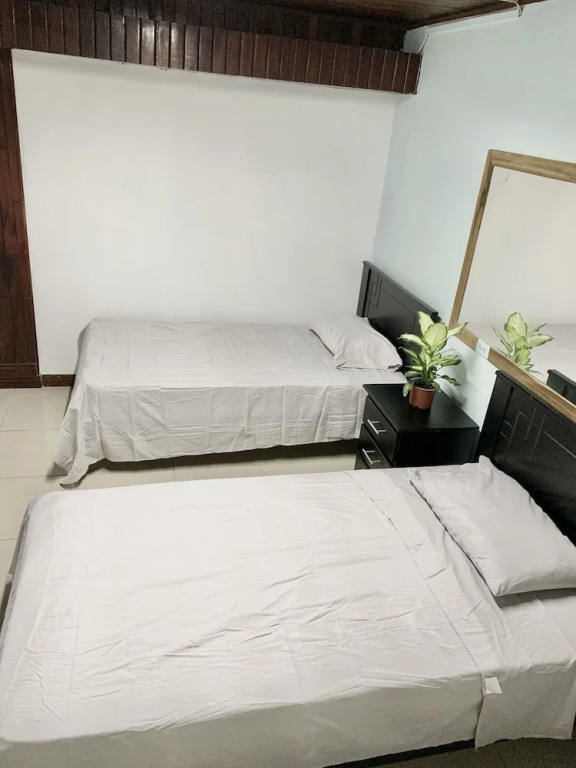Global House Costa Rica Backpackers
