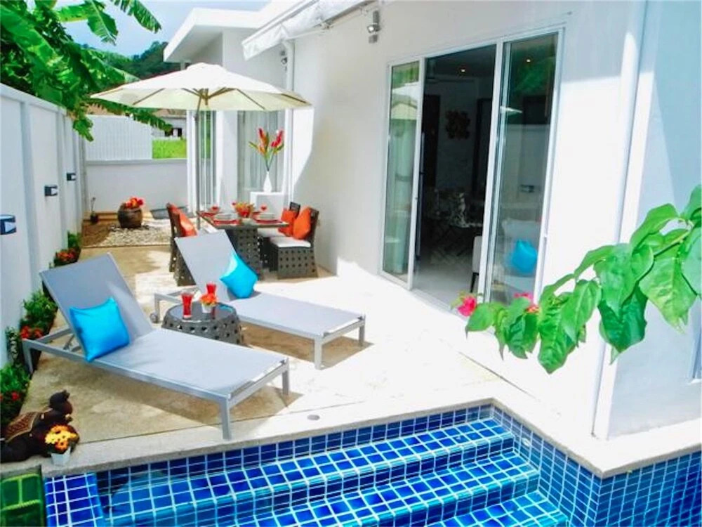 The Greens 6 Rawai 2 Bedrooms Villa