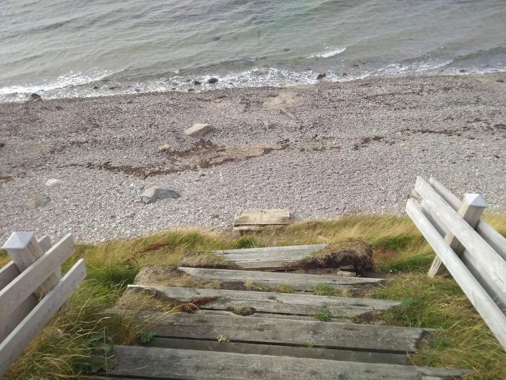 Pet Friendly Holiday Home in Dronningmølle near Sea