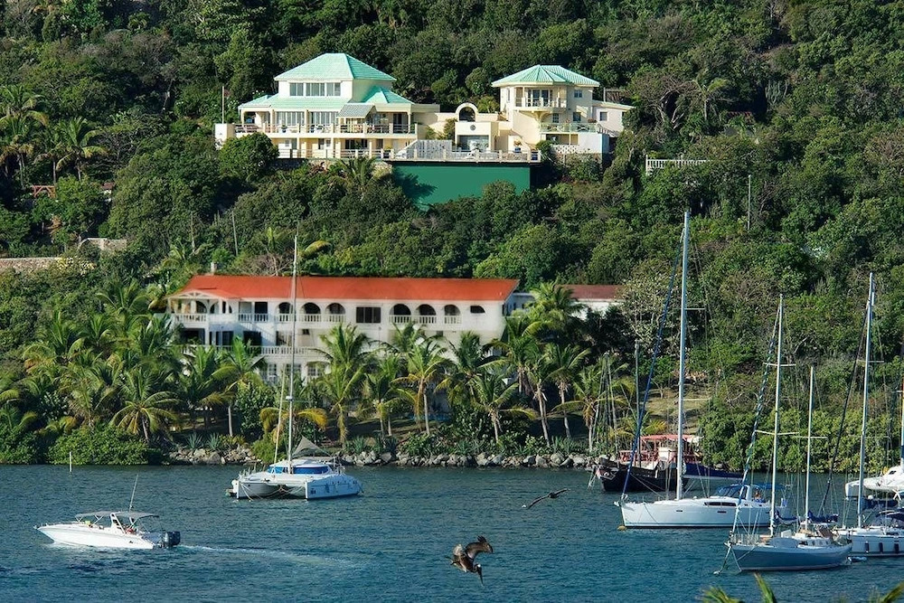 Sunrise by Island Properties Online
