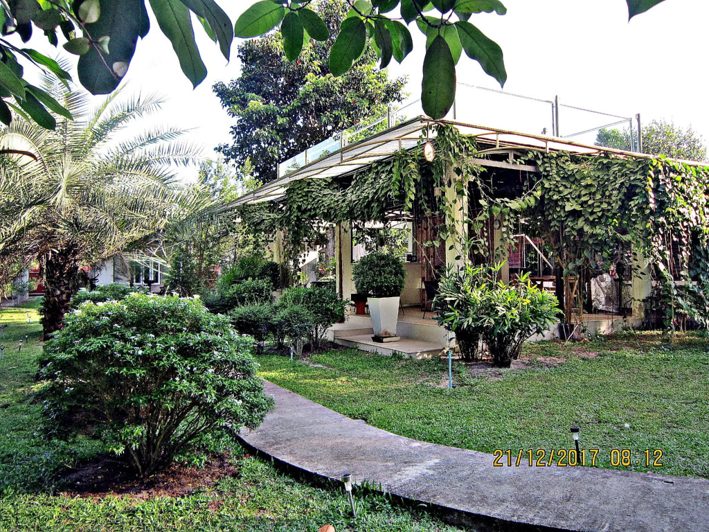 V Valley Resort