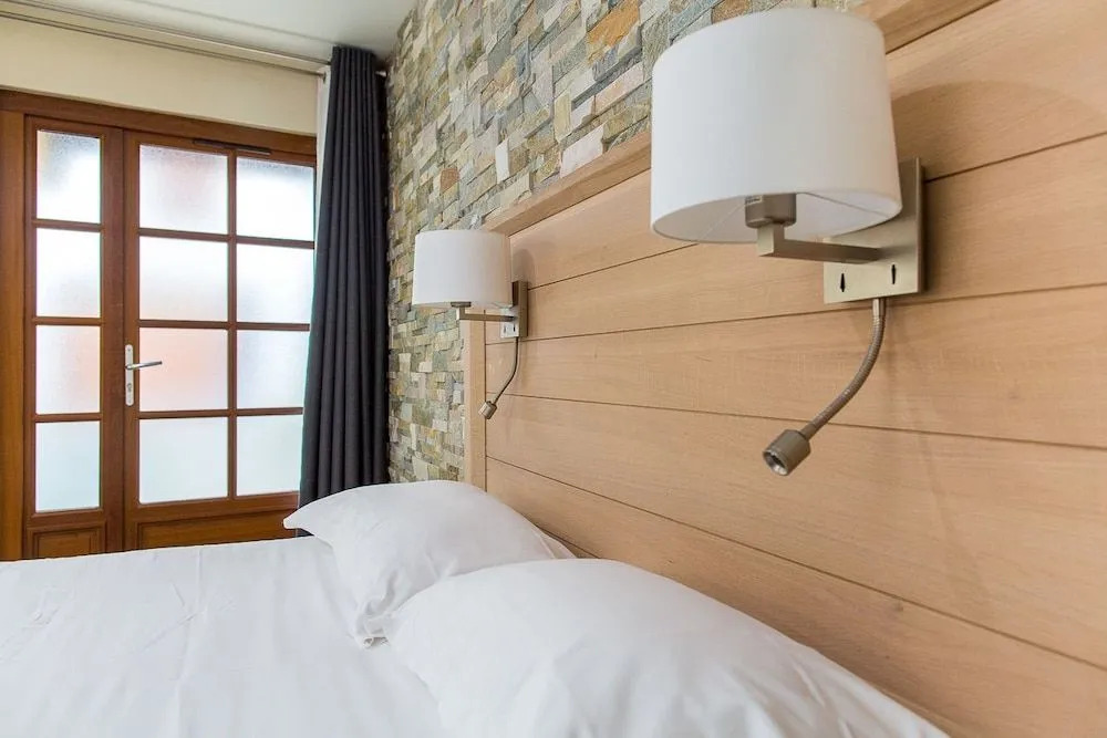 Logis Hotel Erreguina