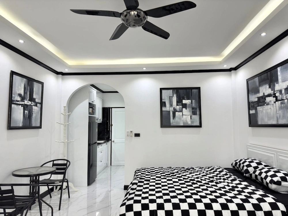 Stylish Studio With Balcony Near Jomtien Beach - Baan Suan Lalana